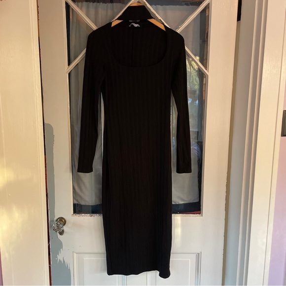 Reformation Kendrick Dress - Picture 5 of 8